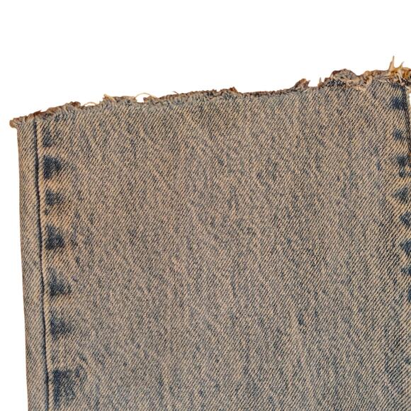 Levi’s Premium Middy Straight Jeans Distressed Leg Raw Hem Sz 27x25 - Picture 3 of 9